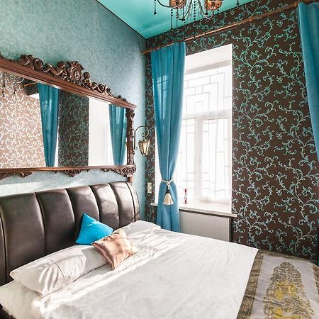 Austrian Apartments Leopolli Near Railway Station Lviv Bagian luar foto